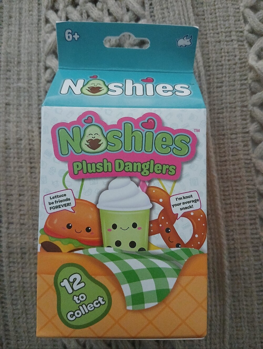 NOSHIES PLUSH DANGLERS BAG CHARM BLINDBOX